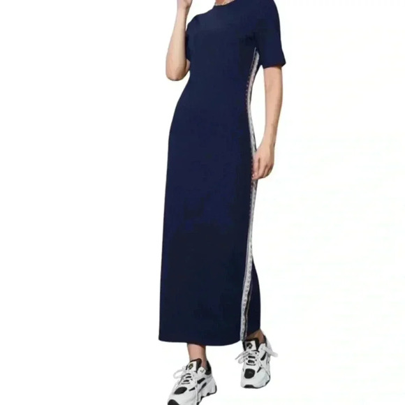 💜 3/25 Shein Long Navy Blue Dress with Aztec print on the side. Size Jr’s L - Picture 1 of 3
